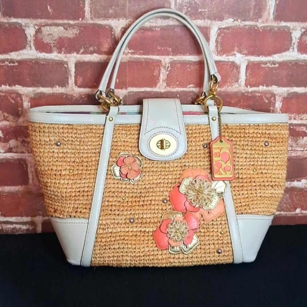 Coach Hampton Floral Tote Purse Straw White Pink L1169-19347